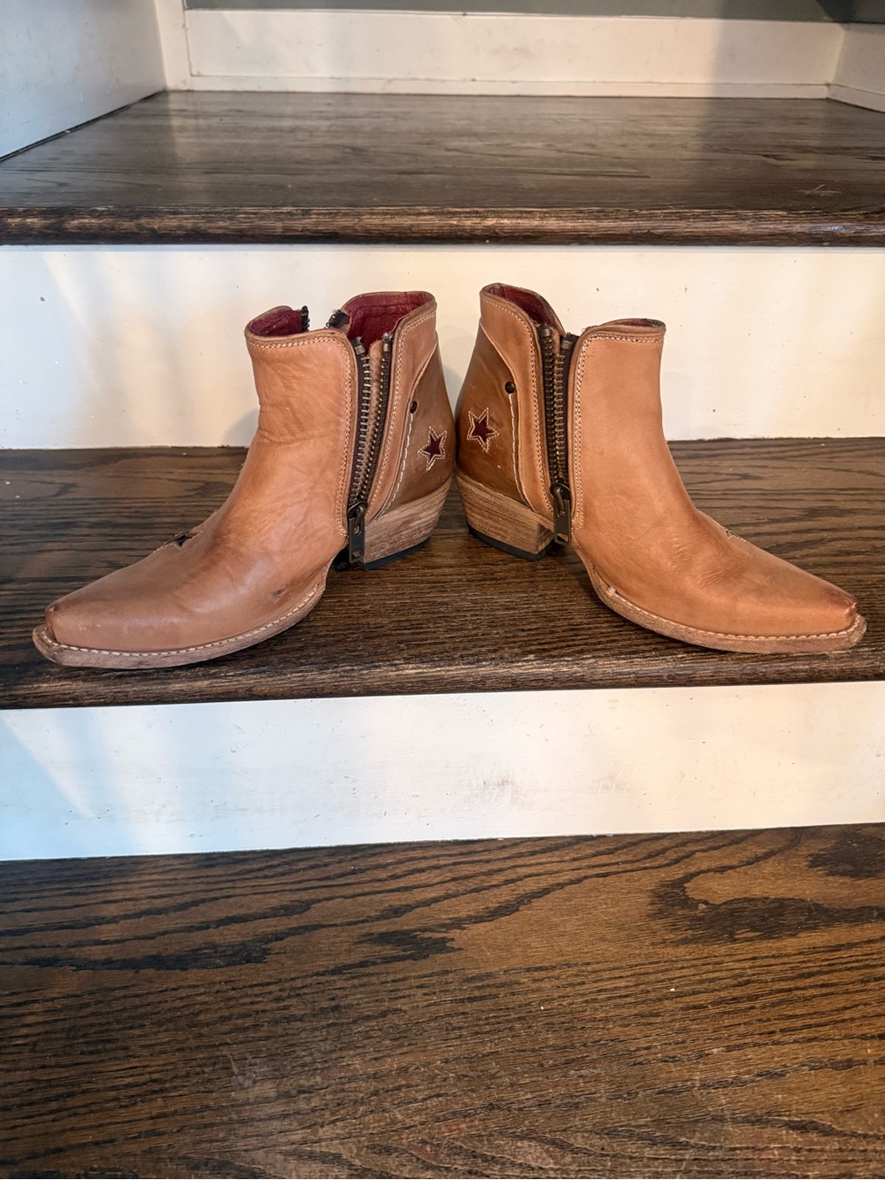 Freebird Weaver Tan like new - Picture 3 of 10
